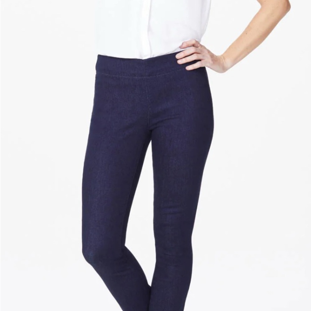 NYDJ Deep Blue Pull On Jeans EXCELLENT CONDITION